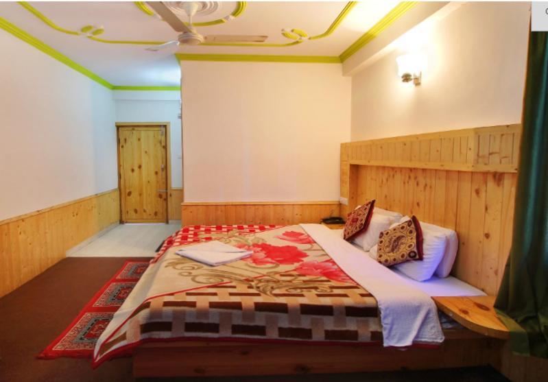 Hotel Hilltop Манали Экстерьер фото